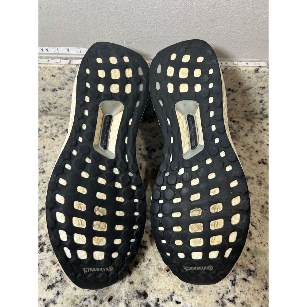Adidas Womens Ultra Boost BB6149 Black Running Shoes Sneakers Size 9 - Picture 6 of 9